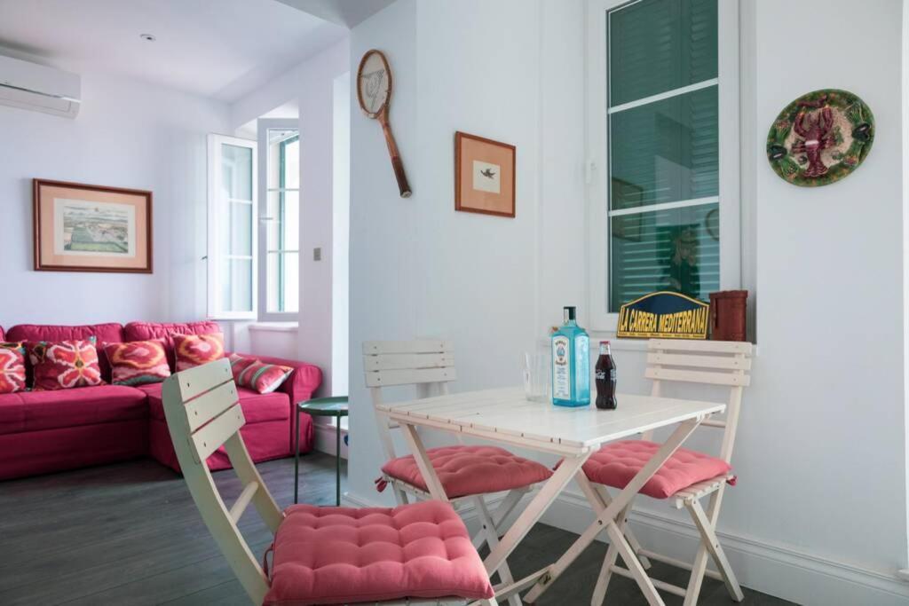 شقة Charming Colonial Flat In Historic Building غيبرالتار المظهر الخارجي الصورة