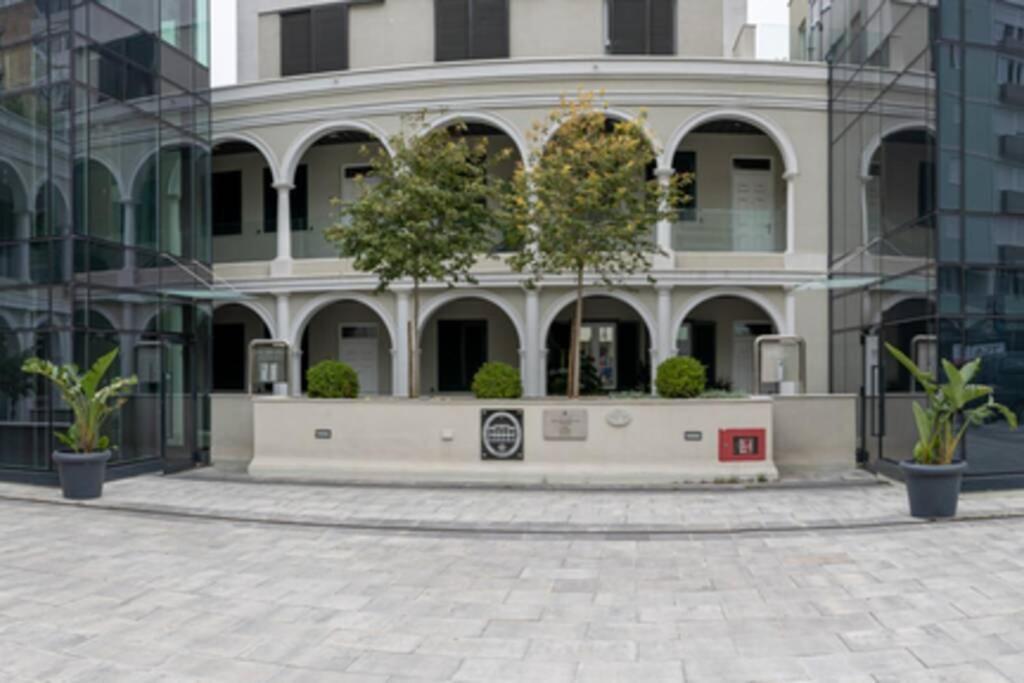 شقة Charming Colonial Flat In Historic Building غيبرالتار المظهر الخارجي الصورة